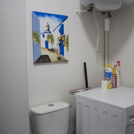 Practical And Cosy Nest In A Good Location Appartamento